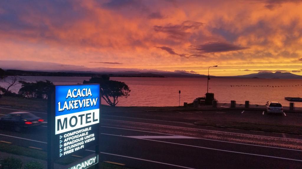 Acacia Lake View Motel Таупо Экстерьер фото