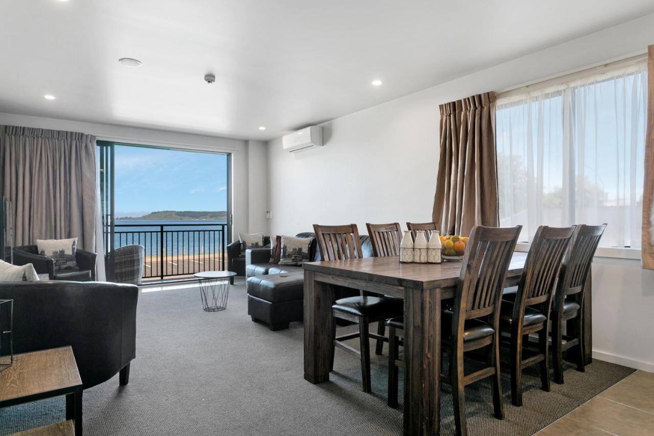Acacia Lake View Motel Таупо Экстерьер фото
