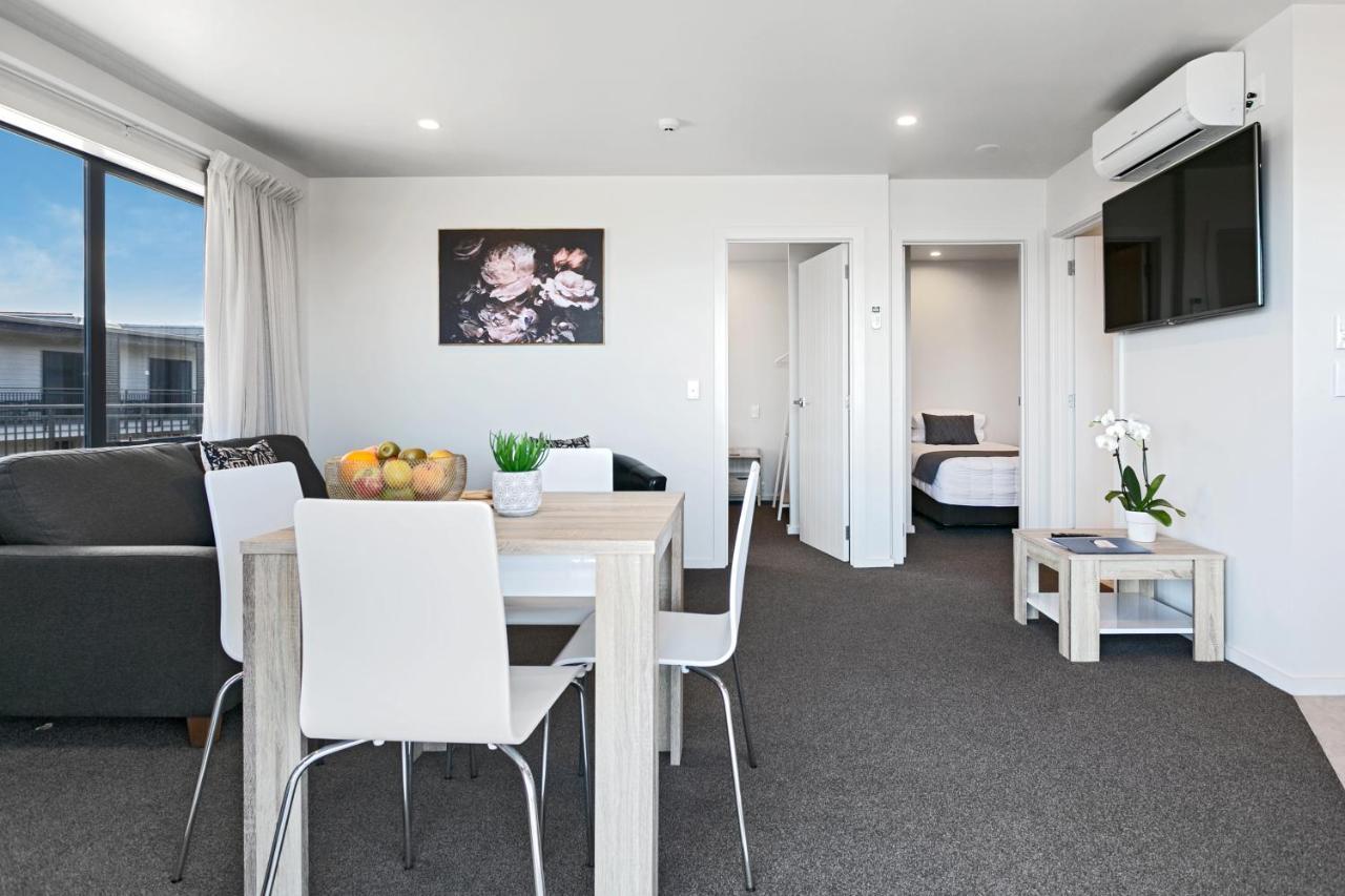 Acacia Lake View Motel Таупо Экстерьер фото