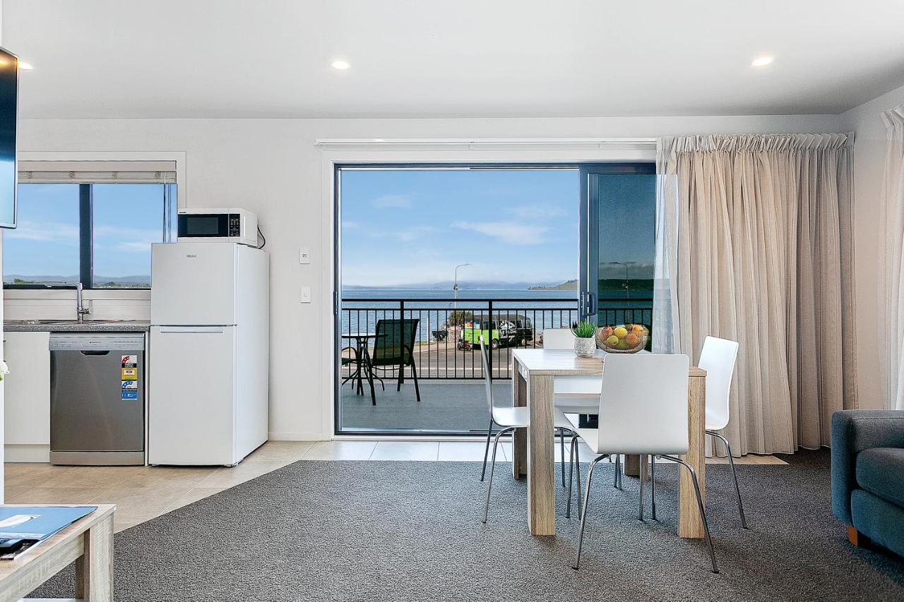 Acacia Lake View Motel Таупо Экстерьер фото