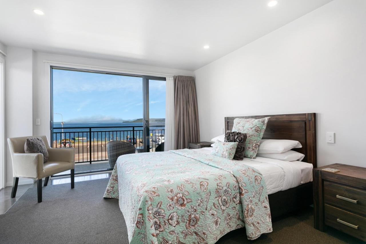 Acacia Lake View Motel Таупо Экстерьер фото